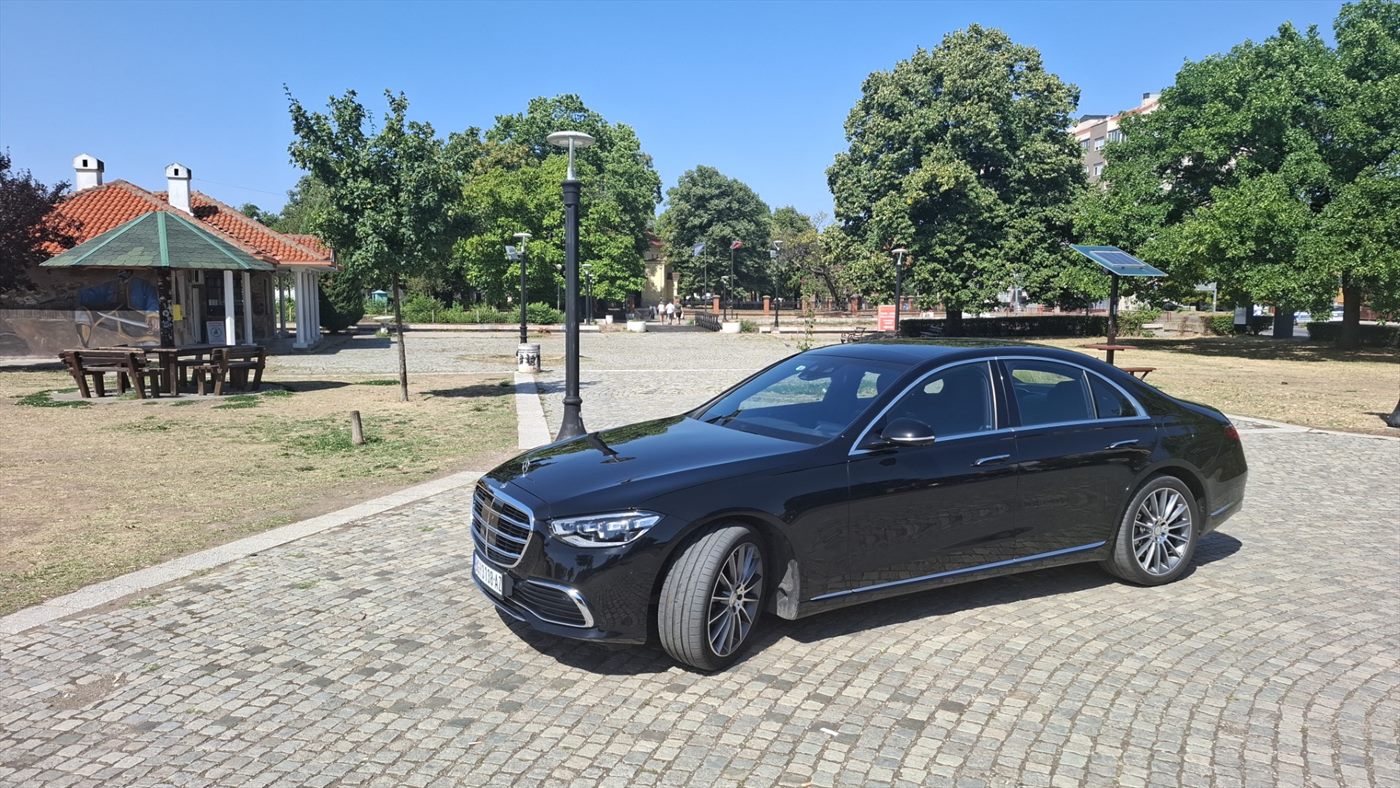 Mercedes S-Class pripremljen za premium executive dolazak u Beograd